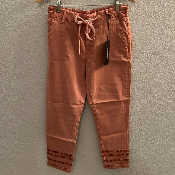 NWT Driftwood Mauve Embroidered Stitch Cuffed Leg Khaki Pants SZ M Drawstring - Picture 1 of 8